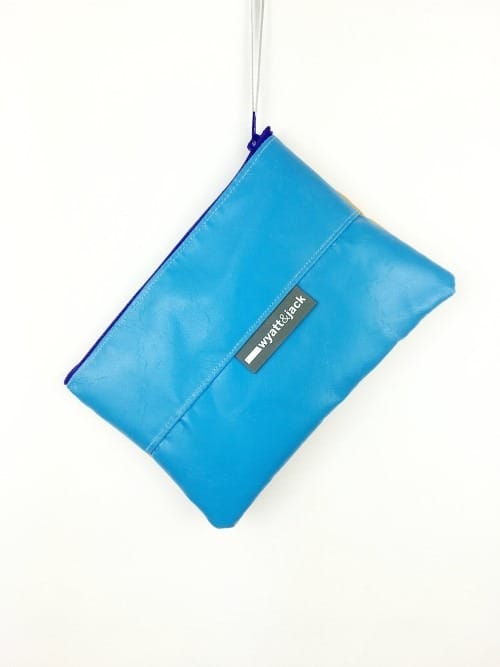 bounch pounch blue