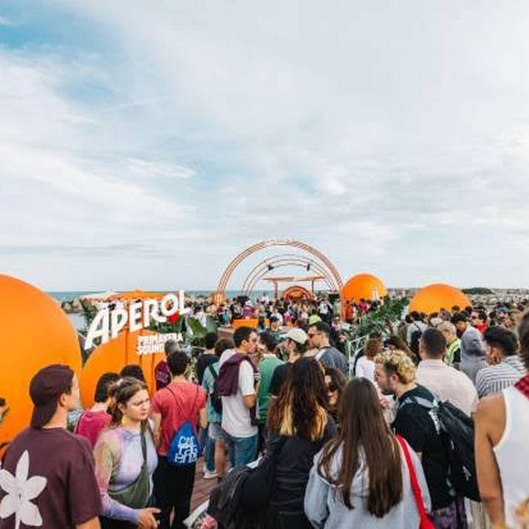 LED-Aperol-Spheres